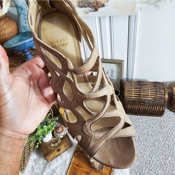 Designer Stuart Weitzman Suede Laser Cutout Detail Party Heels. - Picture 5 of 15